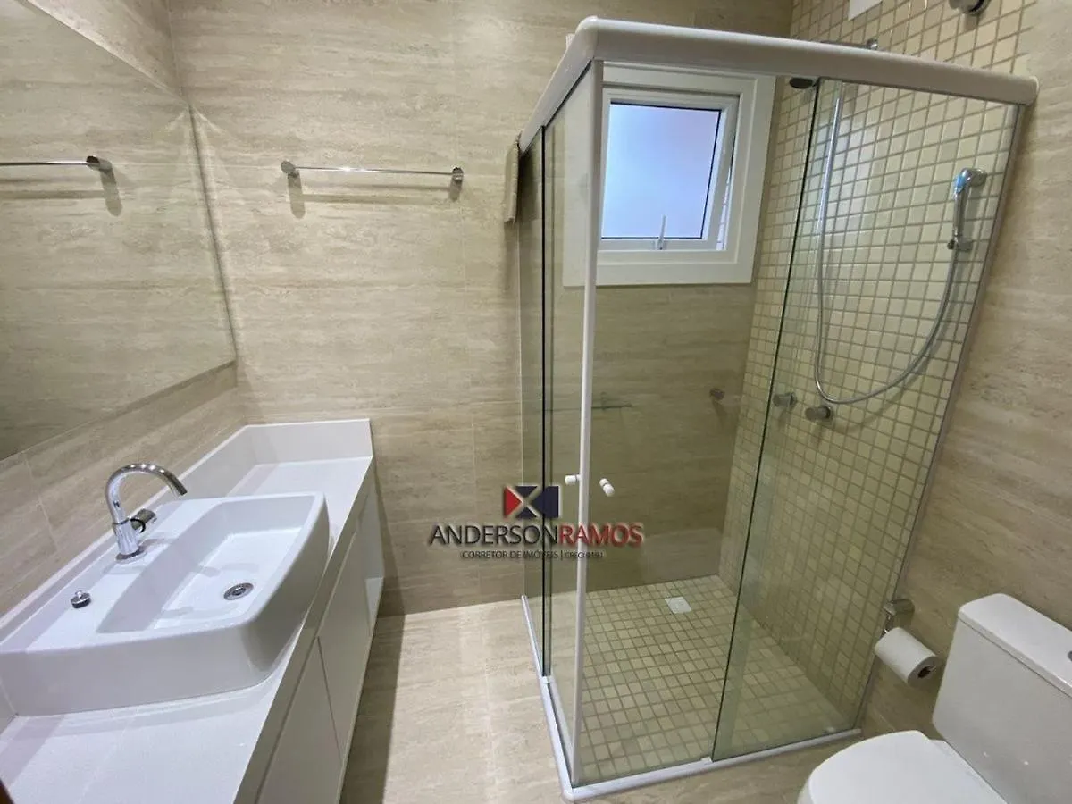 1083 - Apartamento Com Vista Para O Mar Em Bombinhas Appartement